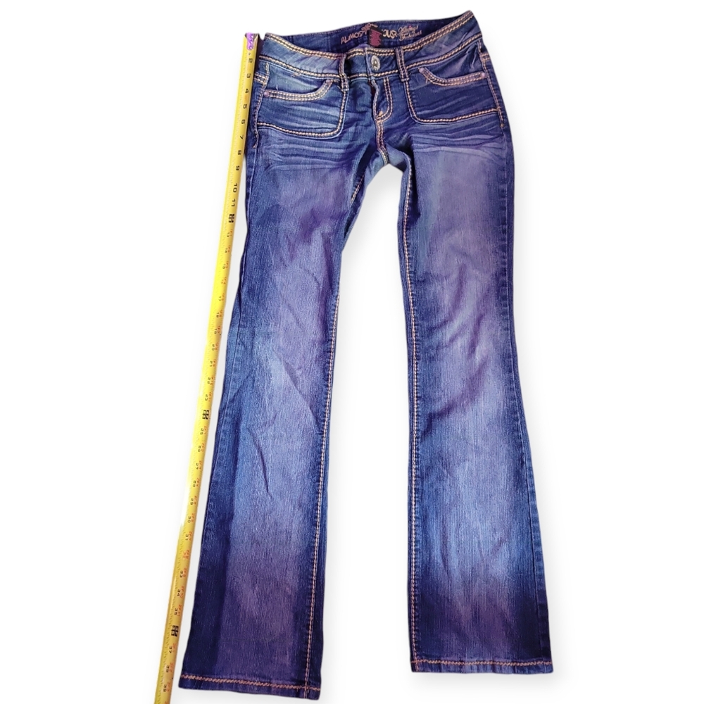 Almost Famous Jeans Size 5